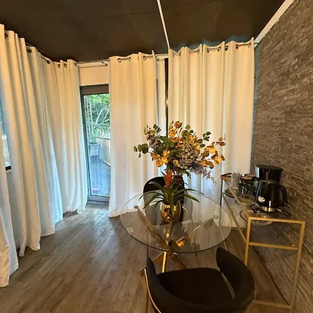 Garden Box Apartman *